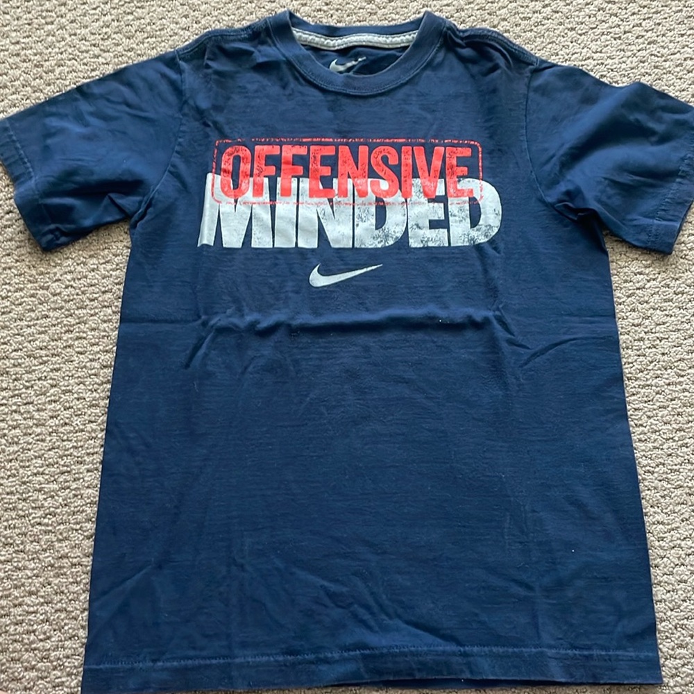 Kids Nike Tee (Size: Medium)